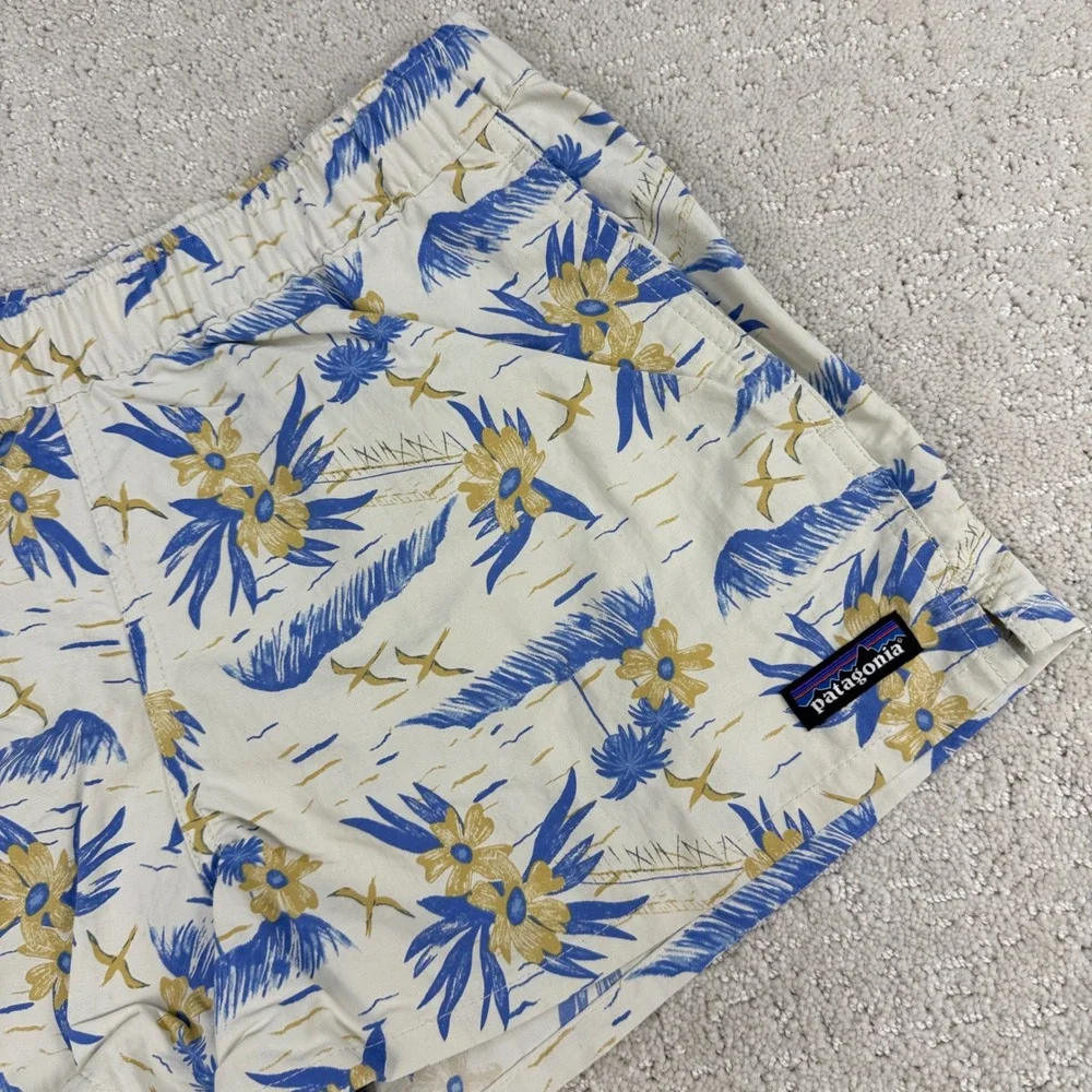 Patagonia Barely Baggies Shorts‎ Womens Small White Floral 2.5